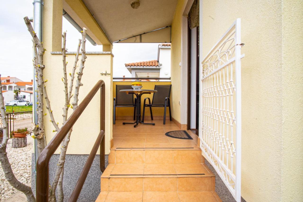 Apartman Luka Fažana Esterno foto