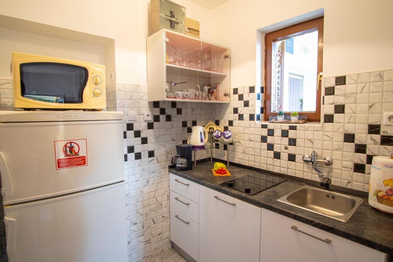 Apartman Luka Fažana Esterno foto