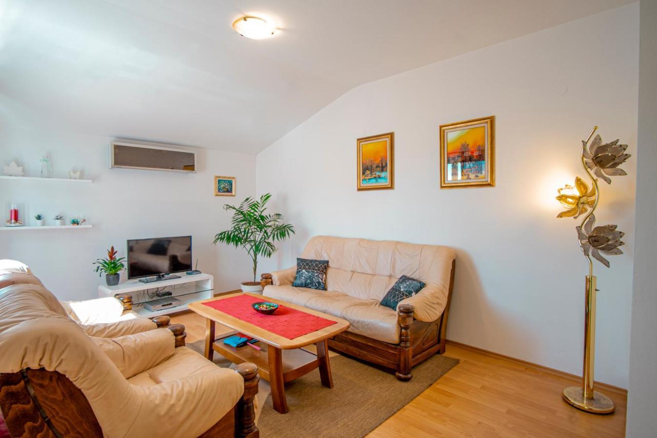 Apartman Luka Fažana Esterno foto